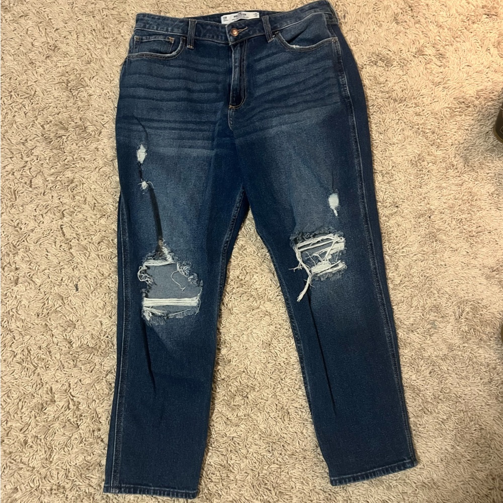 Hollister Distressed Jean